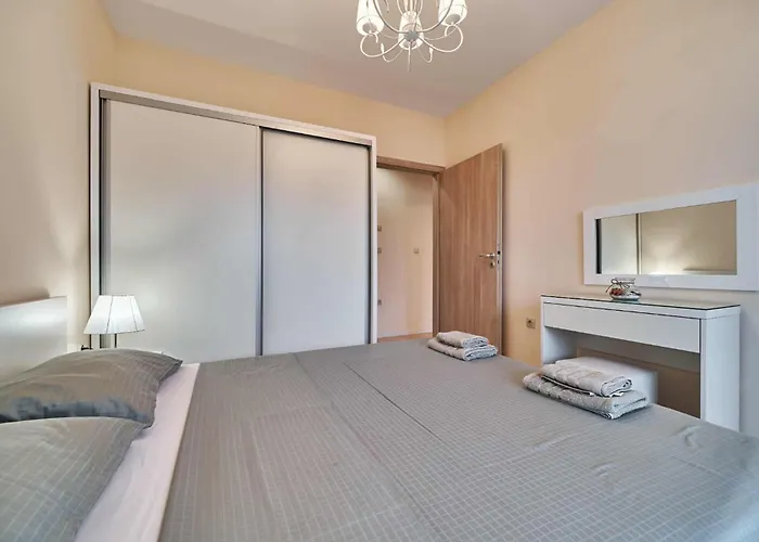 South Bay - Monk Apartament Warna